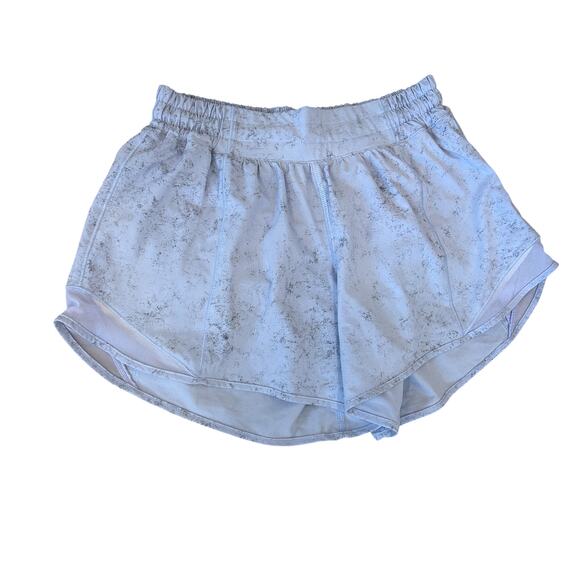 Lululemon Light Purple and Gray Hotty Hot High-Rise Lined Short Womens Size 6 - Picture 1 of 5